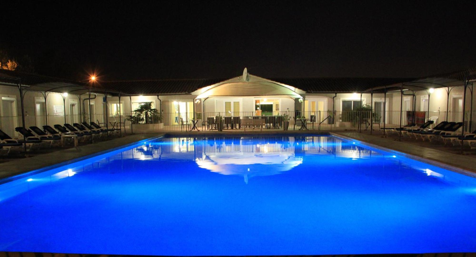 Hotel Saint Louis ليه ثور المظهر الخارجي الصورة