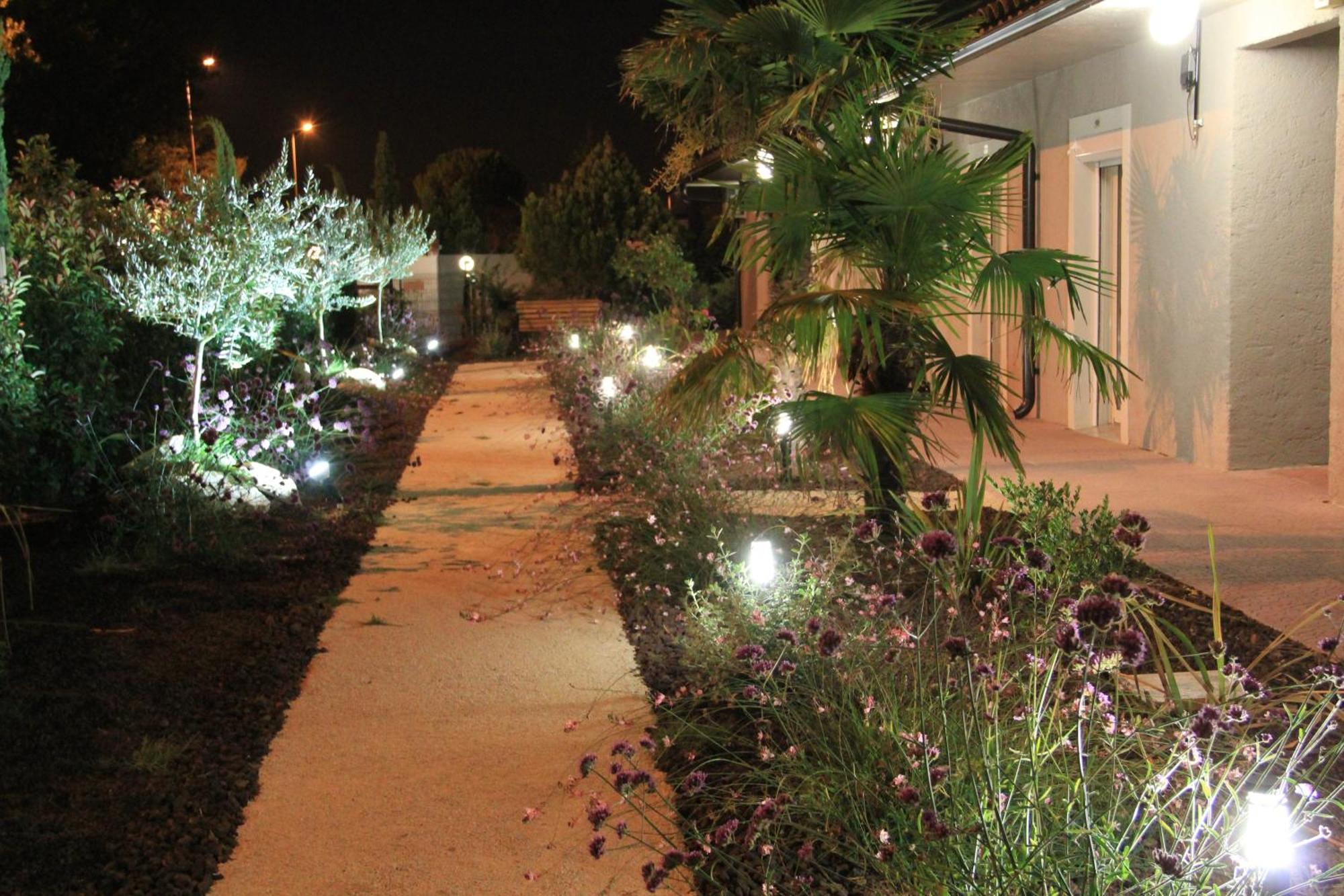 Hotel Saint Louis ليه ثور المظهر الخارجي الصورة